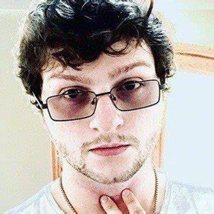 Adam Dahlberg (YouTube Star) - Age, Birthday, Bio, Facts, Family, Net Worth, Height & More
