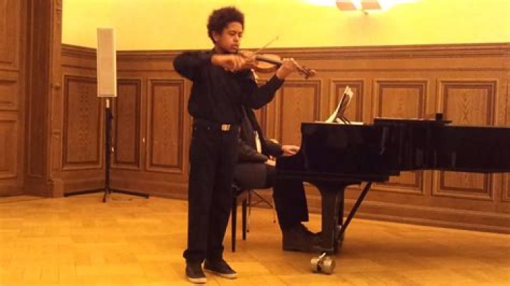 Akim Camara (Violinist) - Age, Birthday, Bio, Facts, Family, Net Worth, Height & More