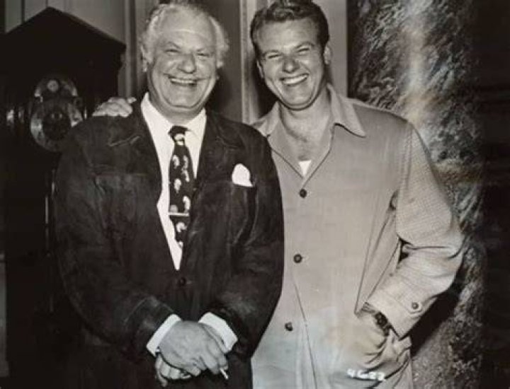 Alan Hale Sr. (Movie Actor) - Age, Birthday, Bio, Facts, Family, Net Worth, Height & More