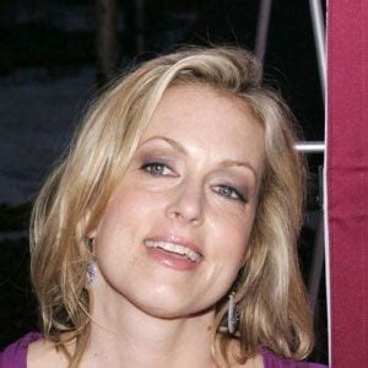 Alexandra Wentworth (TV Actress) - Age, Birthday, Bio, Facts, Family, Net Worth, Height & More