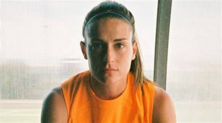 Alexia Putellas (Soccer Player) - Age, Birthday, Bio, Facts, Family, Net Worth, Height & More