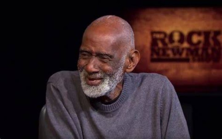 Alfredo Darrington Bowman (Doctor) - Age, Birthday, Bio, Facts, Family, Net Worth, Height & More