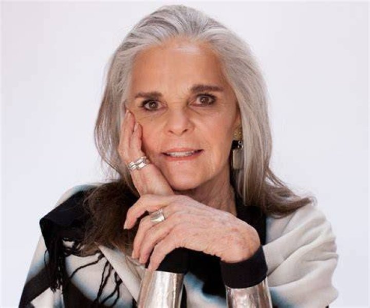 Ali MacGraw (Movie Actress) - Age, Birthday, Bio, Facts, Family, Net Worth, Height & More