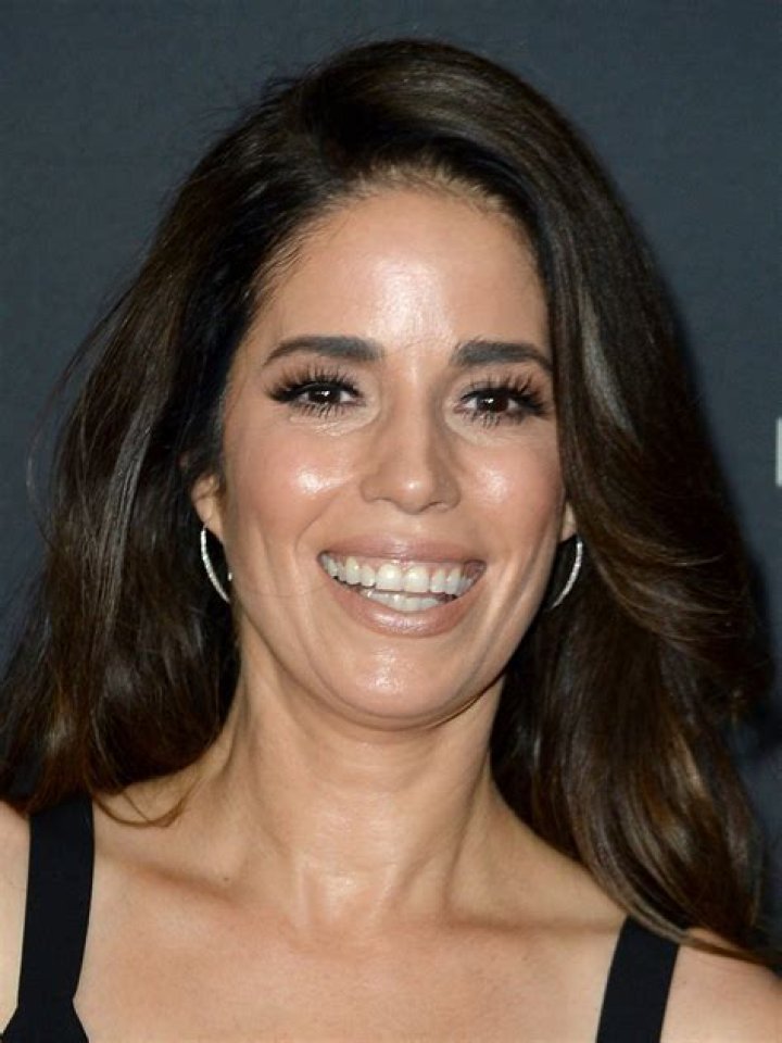 Ana Ortiz (TV Actress) - Age, Birthday, Bio, Facts, Family, Net Worth, Height & More