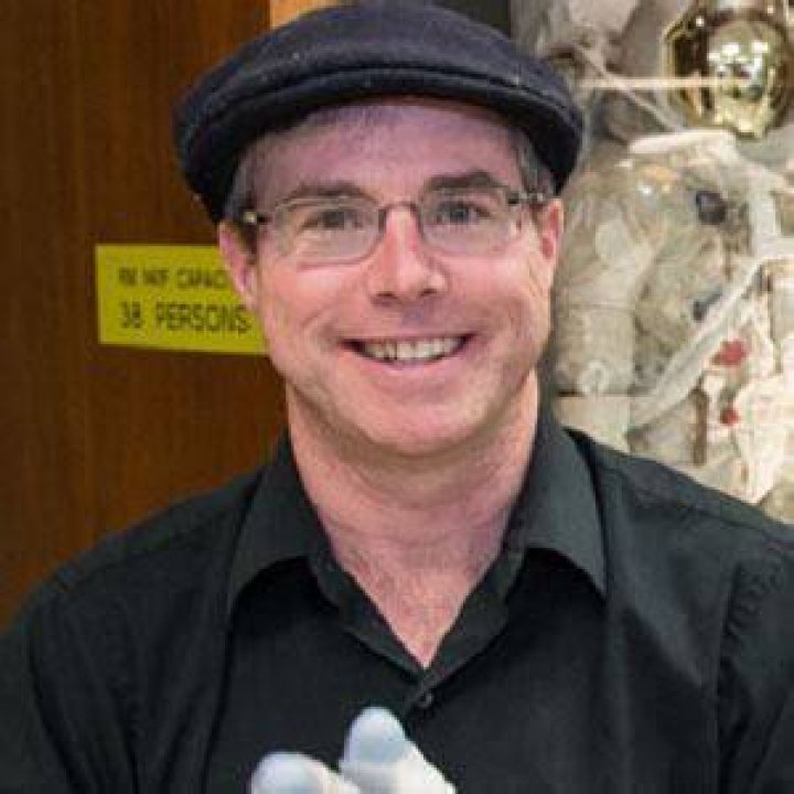 Andy Weir (Novelist) - Age, Birthday, Bio, Facts, Family, Net Worth, Height & More