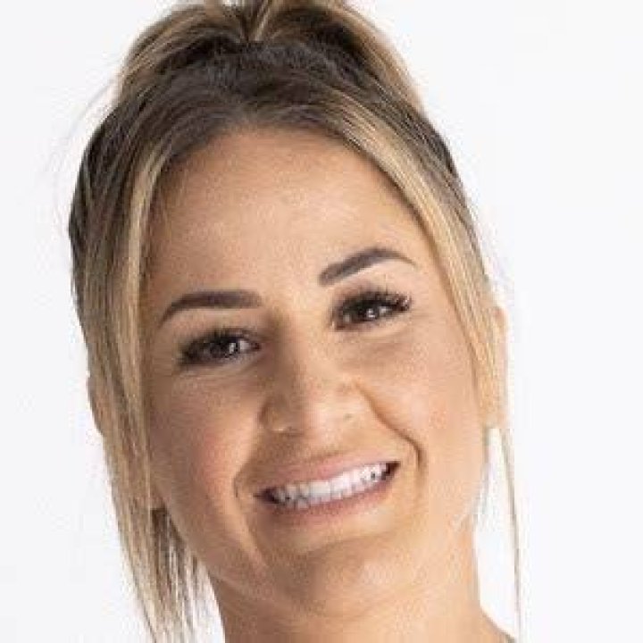 Ann Najjar (Boxing Trainer) - Age, Birthday, Bio, Facts, Family, Net Worth, Height & More