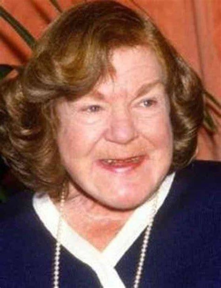 Anne Ramsey (Movie Actress) - Age, Birthday, Bio, Facts, Family, Net Worth, Height & More