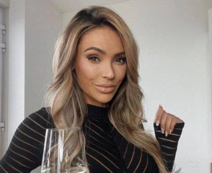 Anniek van Keulen (Model) - Age, Birthday, Bio, Facts, Family, Net Worth, Height & More
