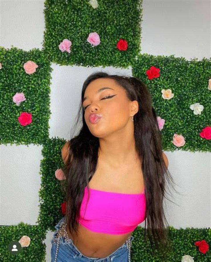 Arianna Hailey (TikTok Star) - Age, Birthday, Bio, Facts, Family, Net Worth, Height & More
