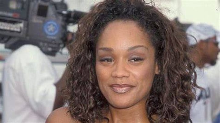 Arnelle Simpson (Family Member) - Age, Birthday, Bio, Facts, Family, Net Worth, Height & More