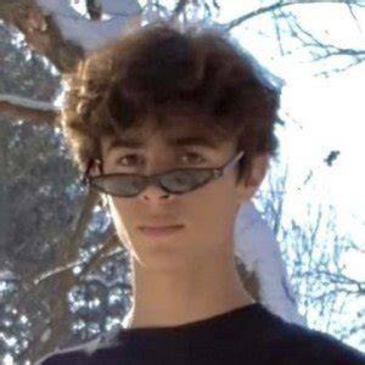Asher Ingham (TikTok Star) - Age, Birthday, Bio, Facts, Family, Net Worth, Height & More