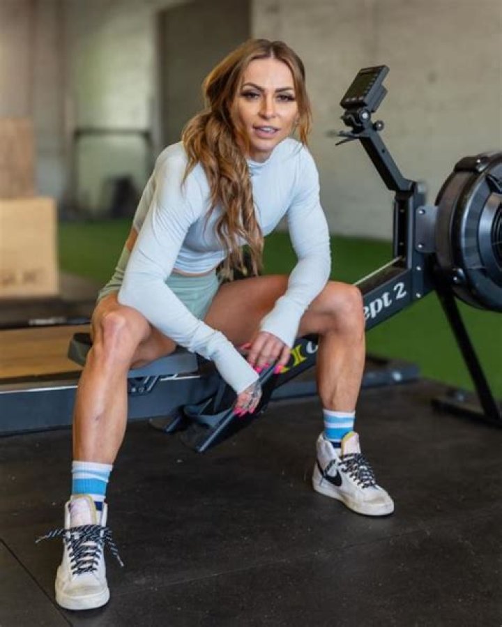Ashley Horner (Fitness Instructor) - Age, Birthday, Bio, Facts, Family, Net Worth, Height & More