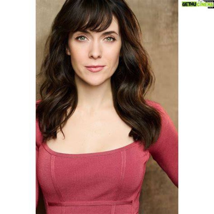 Ashlynn Yennie (Movie Actress) - Age, Birthday, Bio, Facts, Family, Net Worth, Height & More