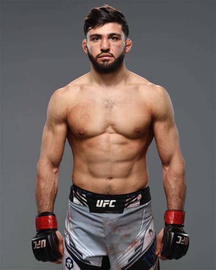 Astrology Birth Chart of Arman Tsarukyan (MMA Fighter) 2024