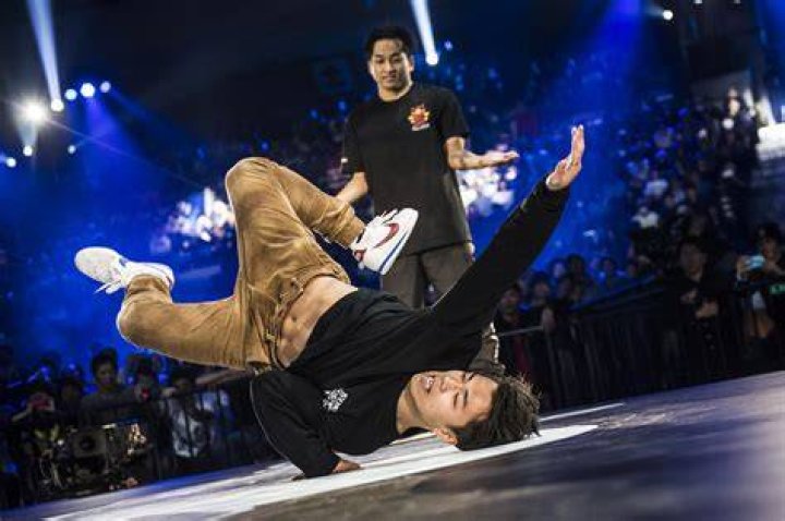B-Boy Issei (Dancer) - Age, Birthday, Bio, Facts, Family, Net Worth, Height & More