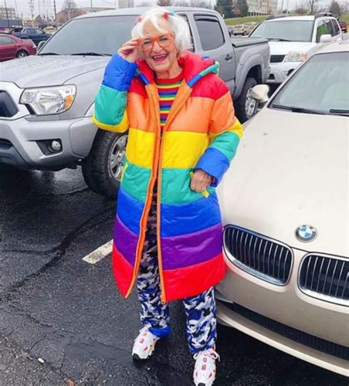 Baddiewinkle (Instagram Star) - Age, Birthday, Bio, Facts, Family, Net Worth, Height & More