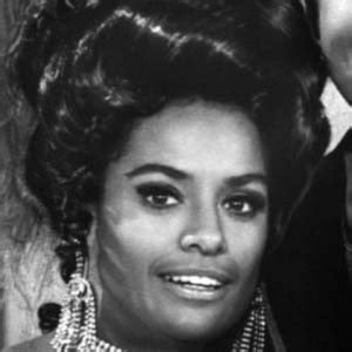 Barbara McNair (Stage Actress) - Age, Birthday, Bio, Facts, Family, Net Worth, Height & More