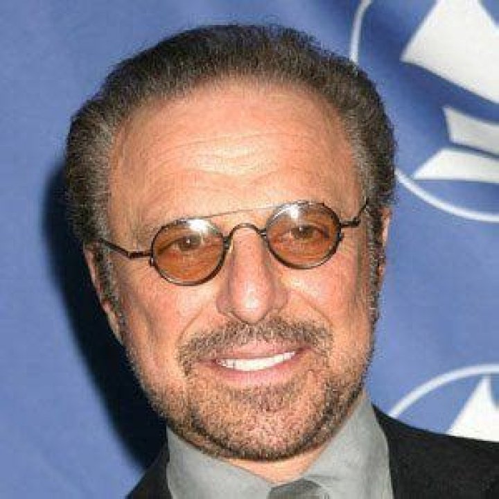 Barry Mann (Pop Singer) - Age, Birthday, Bio, Facts, Family, Net Worth, Height & More