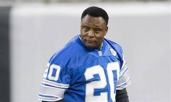 Barry Sanders (Football Player) - Age, Birthday, Bio, Facts, Family, Net Worth, Height & More