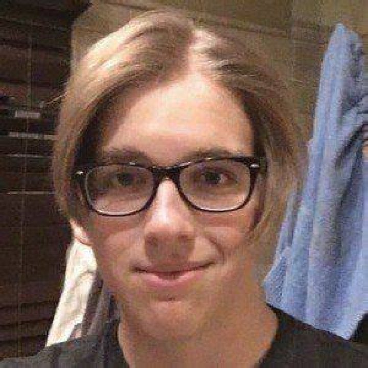 Bazerk (YouTube Star) - Age, Birthday, Bio, Facts, Family, Net Worth, Height & More
