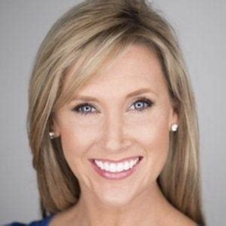 Beth Troutman (TV Show Host) - Age, Birthday, Bio, Facts, Family, Net Worth, Height & More
