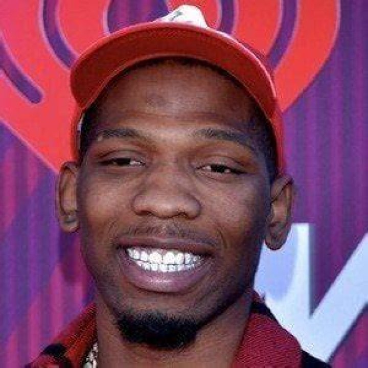 BlocBoy JB (Rapper) - Age, Birthday, Bio, Facts, Family, Net Worth, Height & More