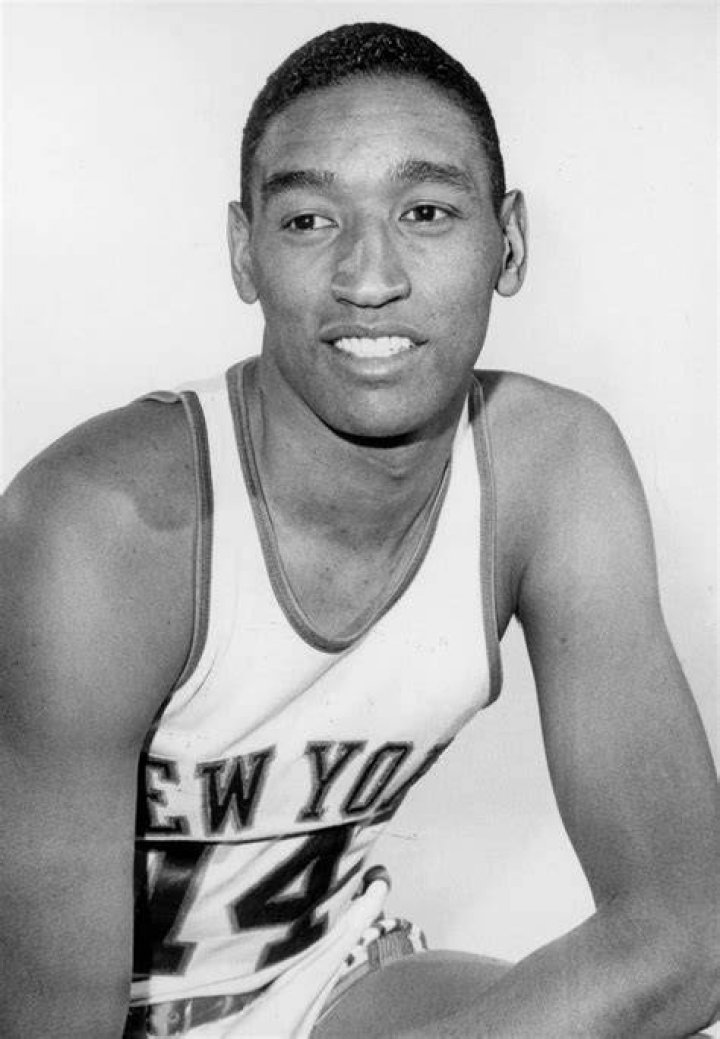 Bob Boozer (Basketball Player) - Age, Birthday, Bio, Facts, Family, Net Worth, Height & More