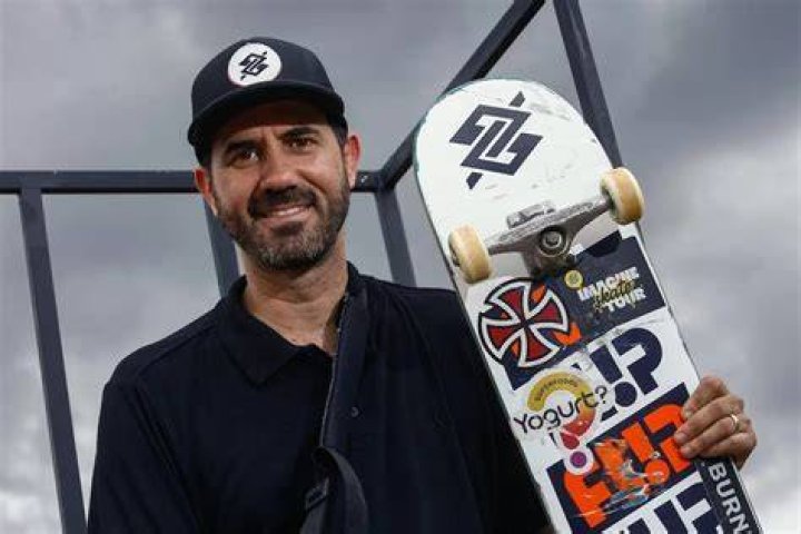 Bob Burnquist (Skateboarder) - Age, Birthday, Bio, Facts, Family, Net Worth, Height & More