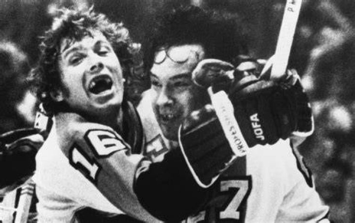 Bobby Clarke (Hockey Player) - Wiek, urodziny, bio, fakty, rodzina, wartość netto, wzrost i więcej