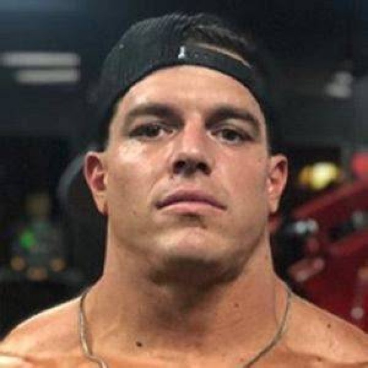 Bradly Castleberry (Instagram Star) - Age, Birthday, Bio, Facts, Family, Net Worth, Height & More