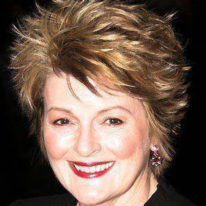 Brenda Blethyn (Movie Actress) - Age, Birthday, Bio, Facts, Family, Net Worth, Height & More