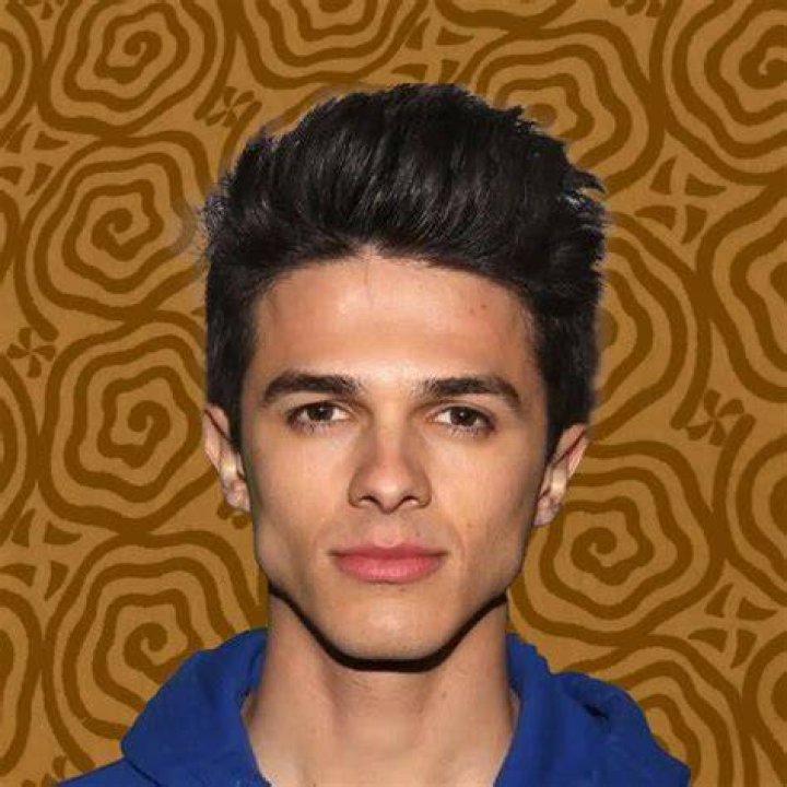 Brent Rivera (YouTube Star) - Age, Birthday, Bio, Facts, Family, Net Worth, Height & More
