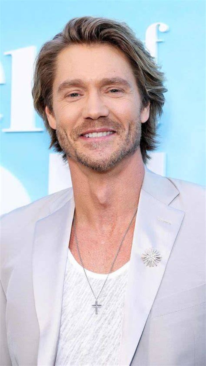 Chad Michael Murray (TV Actor) - Age, Birthday, Bio, Facts, Family, Net Worth, Height & More