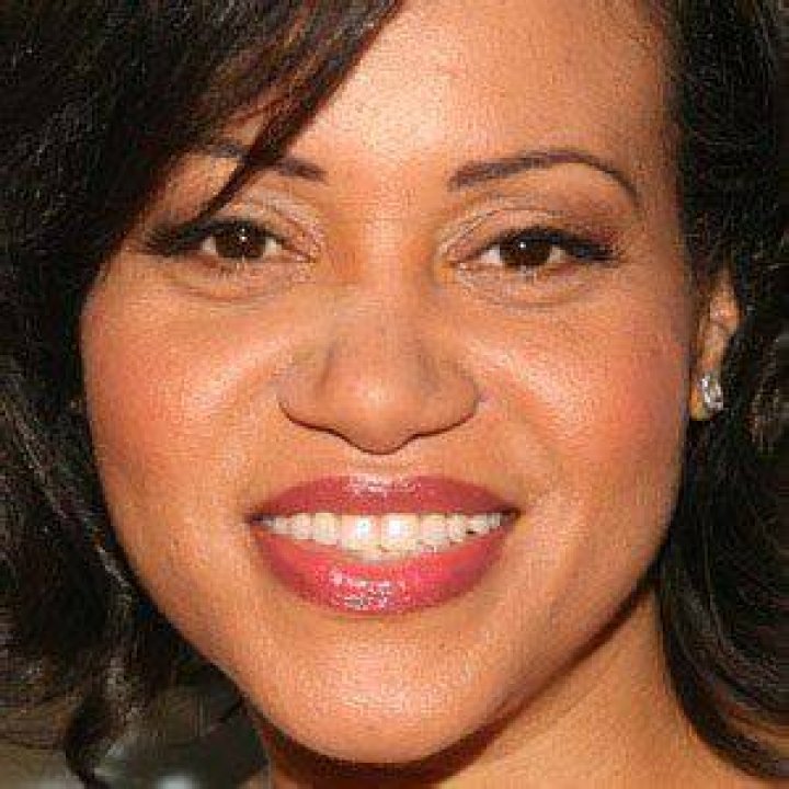 Cheryl James (Rapper) - Age, Birthday, Bio, Facts, Family, Net Worth, Height & More
