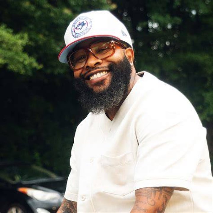 Chico Bean (Comedian) - Age, Birthday, Bio, Facts, Family, Net Worth, Height & More