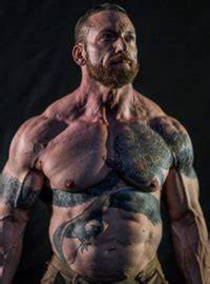 Chris Duffin (Weight Lifter) - Age, Birthday, Bio, Facts, Family, Net Worth, Height & More