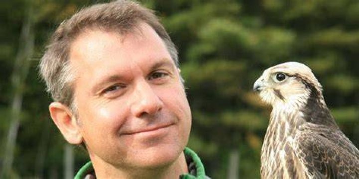 Chris Kratt (TV Producer) - Age, Birthday, Bio, Facts, Family, Net Worth, Height & More