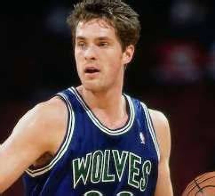 Christian Laettner (Basketball Player) - Age, Birthday, Bio, Facts, Family, Net Worth, Height & More