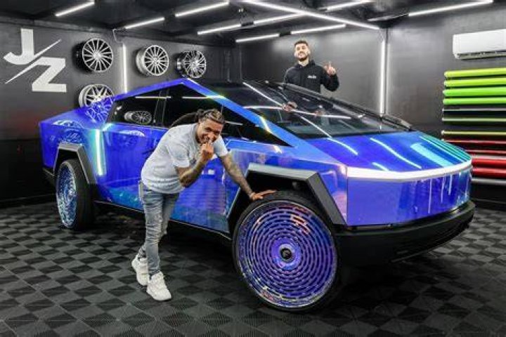 CJ_on_32s