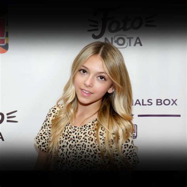 Coco Quinn (Dancer) - Age, Birthday, Bio, Facts, Family, Net Worth, Height & More