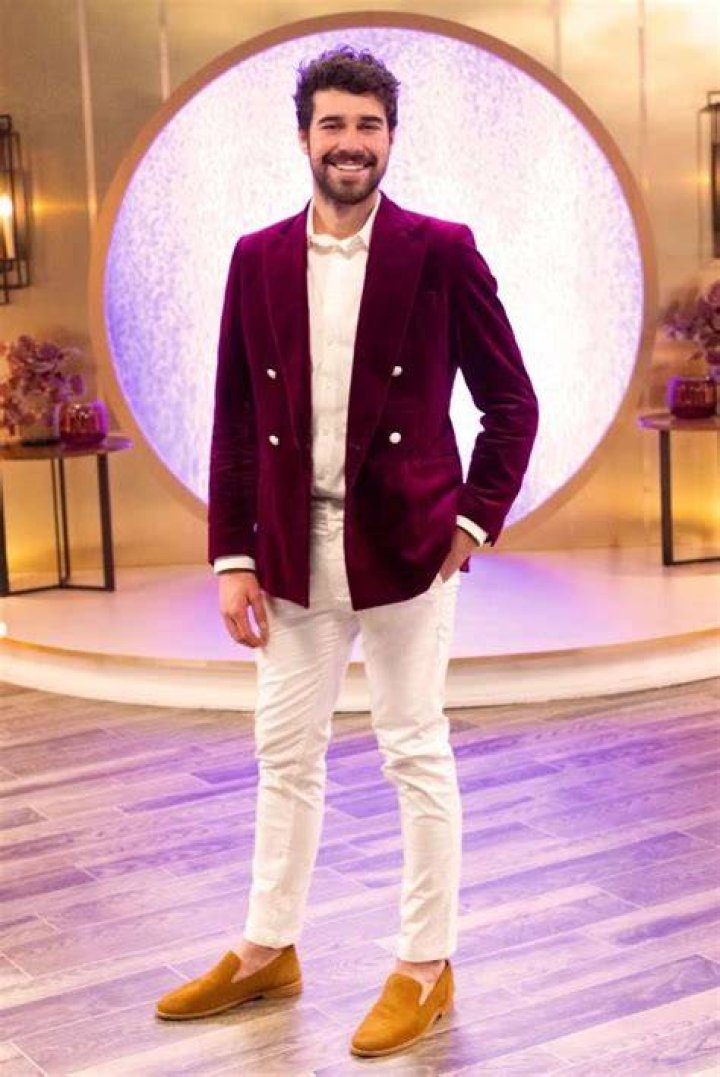 Cole Barnett (Reality Star) - Age, Birthday, Bio, Facts, Family, Net Worth, Height & More