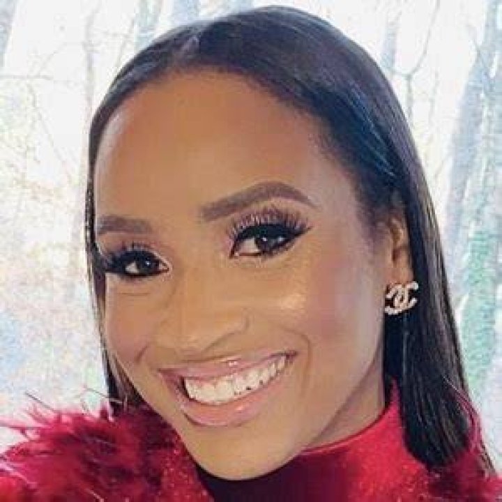 Contessa Metcalfe (Doctor) - Age, Birthday, Bio, Facts, Family, Net Worth, Height & More