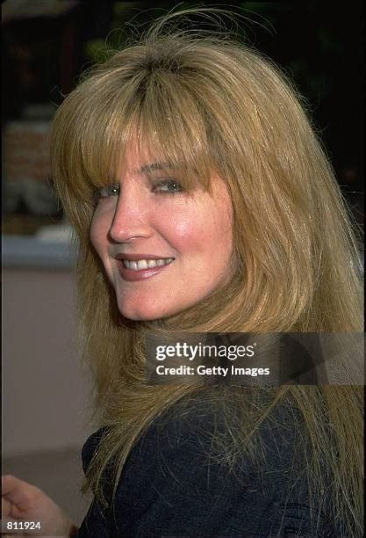 Crystal Bernard (TV Actress) - Age, Birthday, Bio, Facts, Family, Net Worth, Height & More