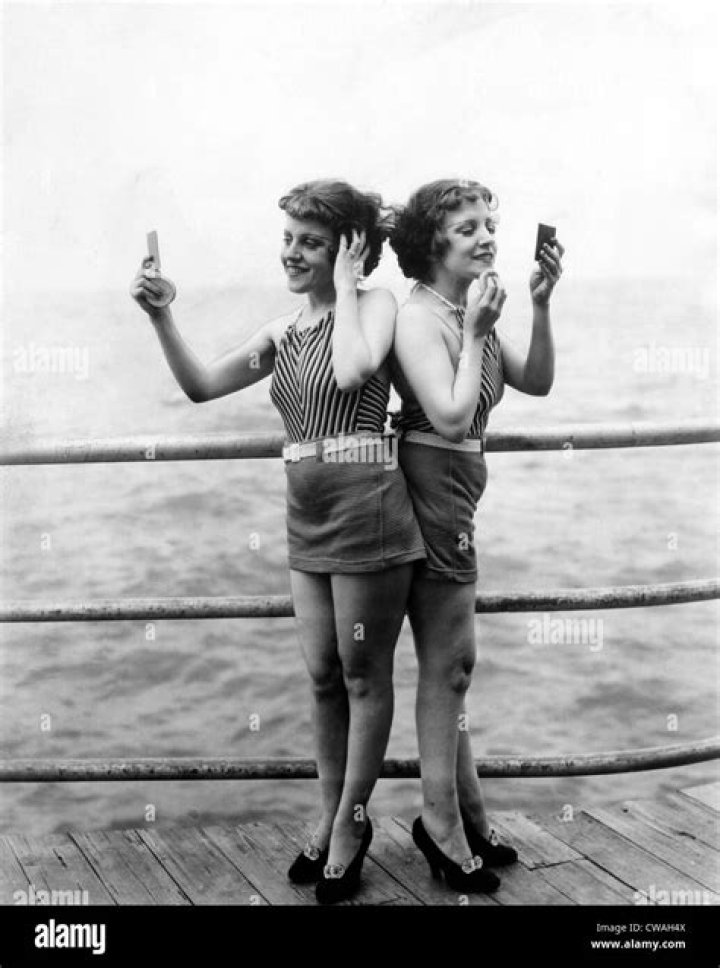 Daisy and Violet Hilton