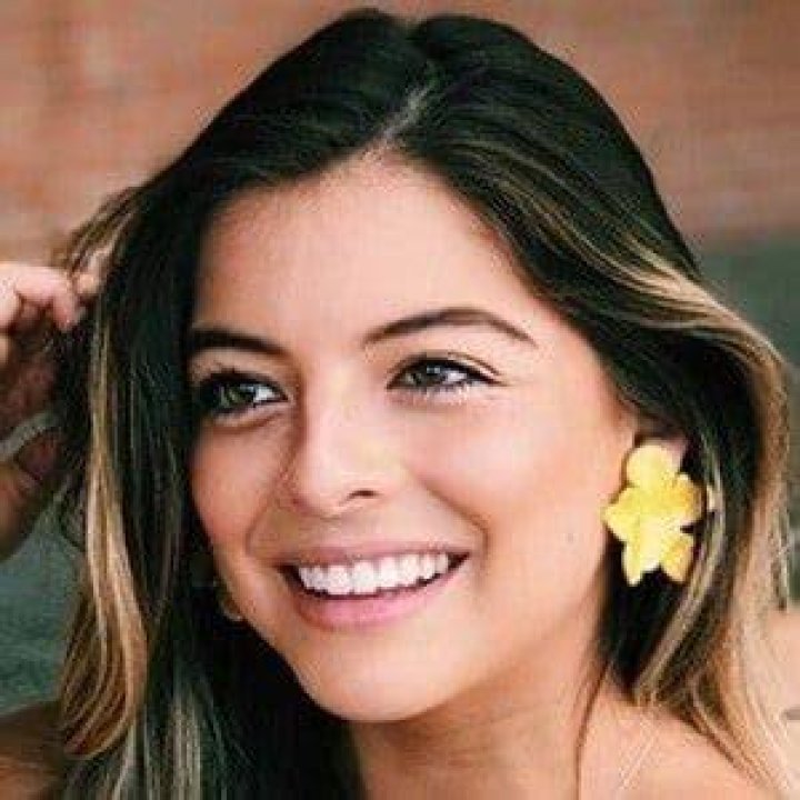 Daniela Legarda (Estrella de Instagram) - Edad, cumpleaños, biografía, hechos, familia, patrimonio neto, altura y más