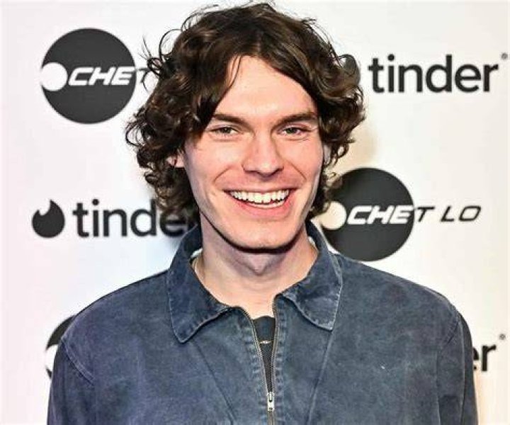 Danny Lomas (Instagram Star) - Age, Birthday, Bio, Facts, Family, Net Worth, Height & More