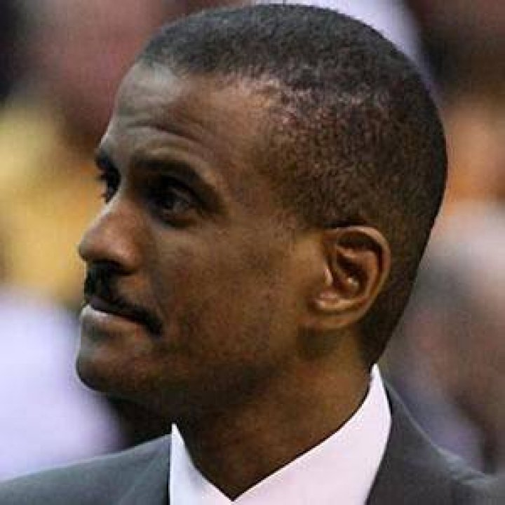 David Aldridge (Sportscaster) - Age, Birthday, Bio, Facts, Family, Net Worth, Height & More