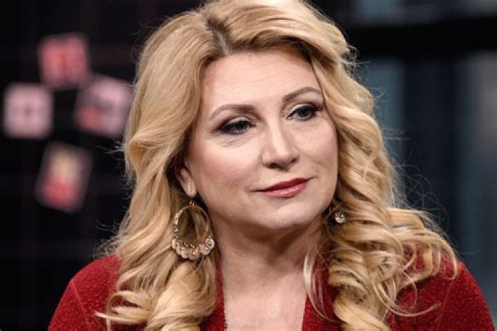 Delilah Rene (Radio Host) - Age, Birthday, Bio, Facts, Family, Net Worth, Height & More