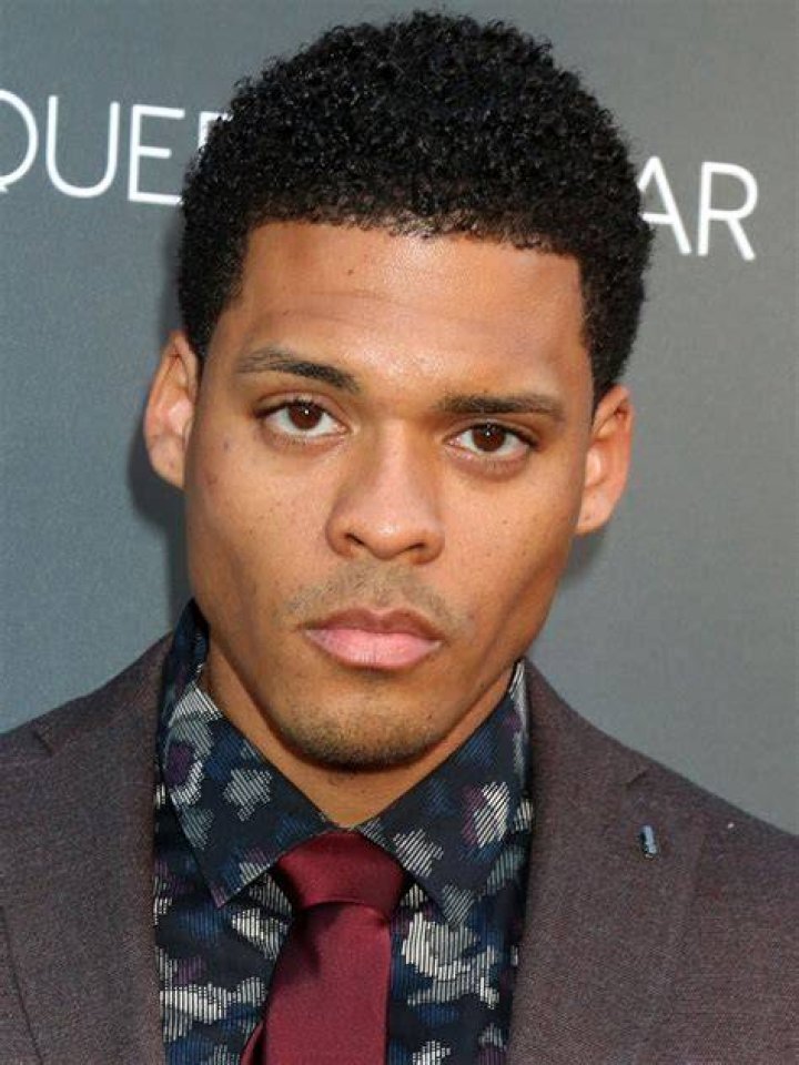 Deric Augustine (TV Actor) - Age, Birthday, Bio, Facts, Family, Net Worth, Height & More