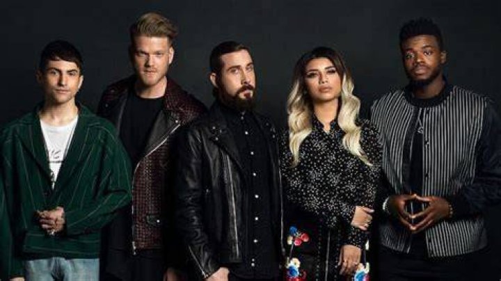 Did Avi and Kirstin date?